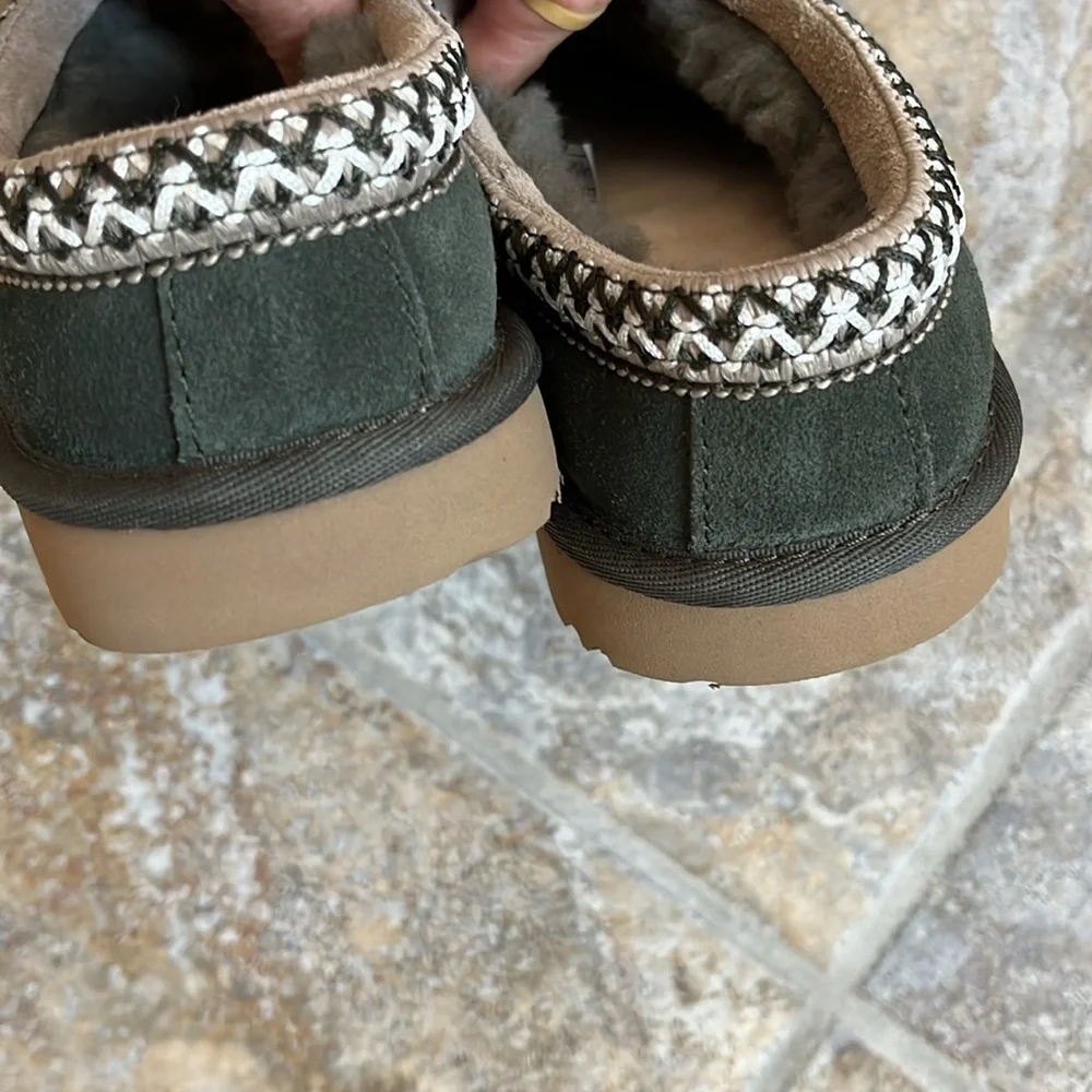 Ugg Tasman Slippers Size 6 NEW